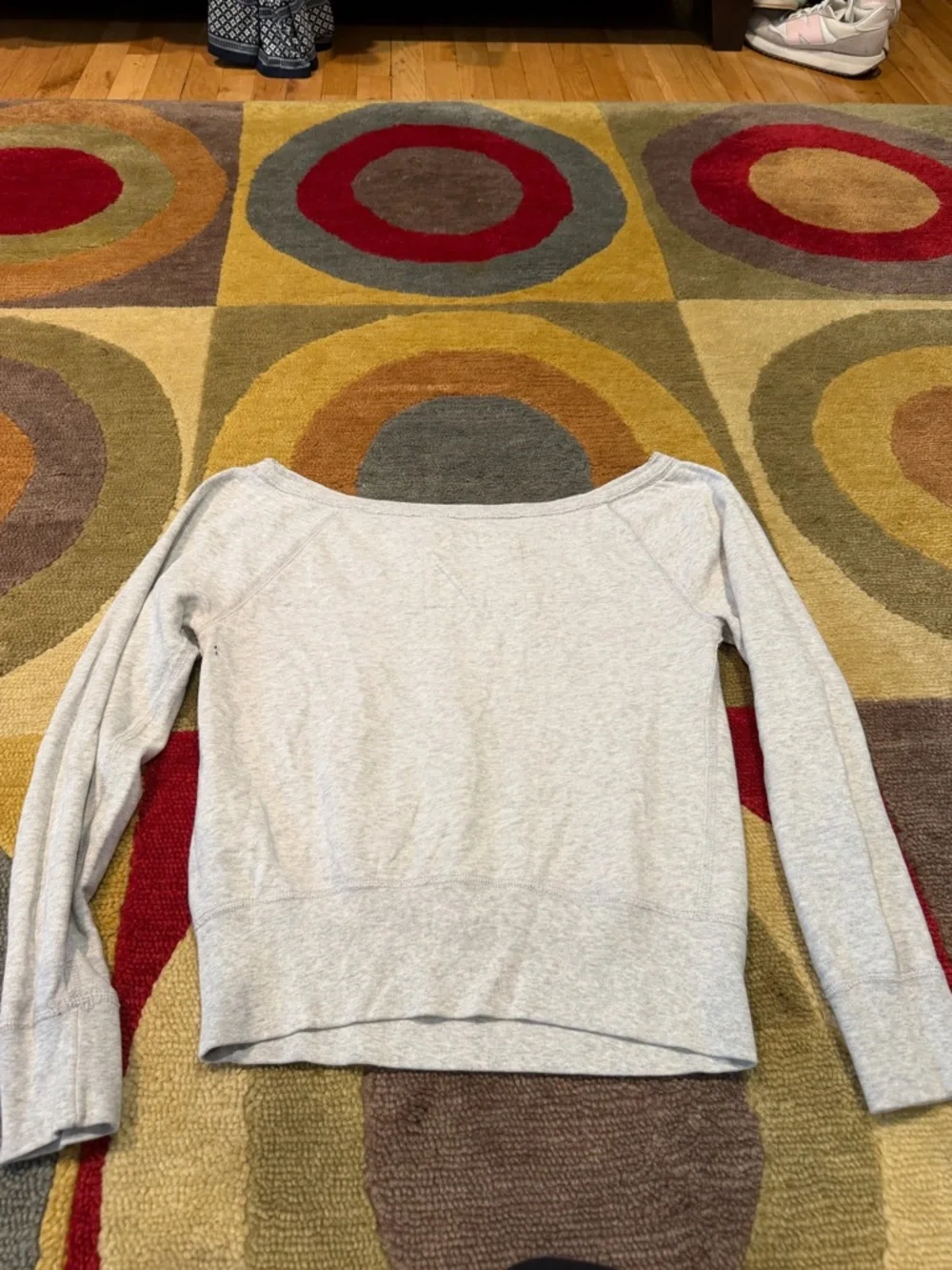 Hollister Co. Y2K Style Off The Shoulder Sweatshirt Size Medium See All Pics - Picture 7 of 7